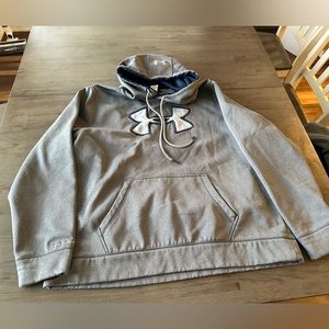 Men’s 2XL Under Armour Hoodie
